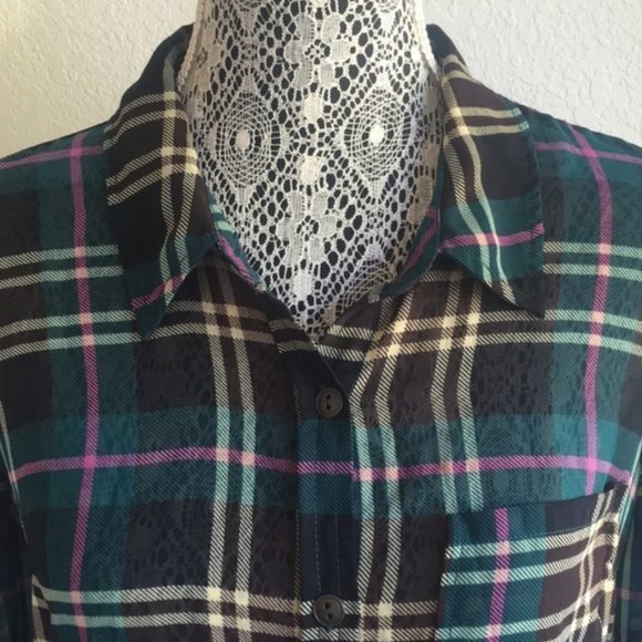 EUC Modcloth Sheer Plaid Button Down Blouse 1X - Picture 11 of 16